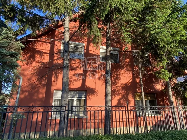 Eladó ház Szigethalom 205 nm