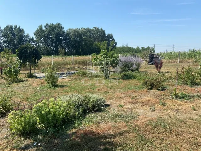 Eladó telek Szigetcsép 1037 nm