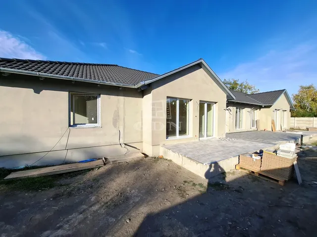 Eladó ház Kiskunlacháza 87 nm