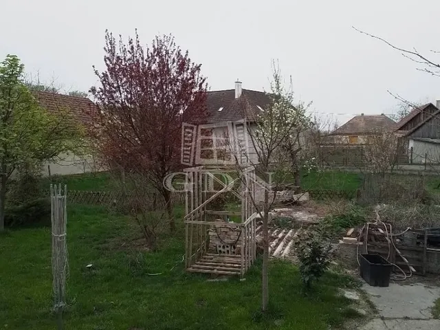 Eladó telek Kiskunlacháza 714 nm