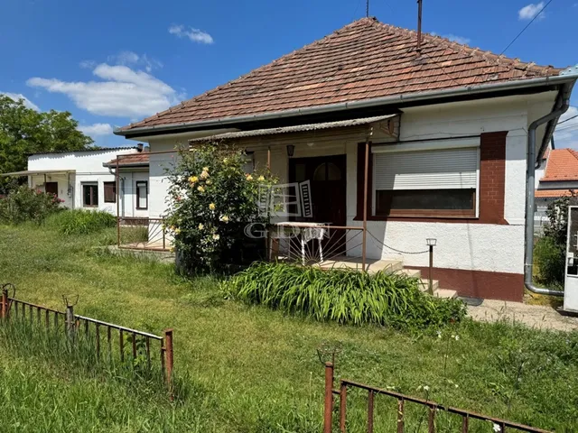 Eladó ház Tököl 100 nm