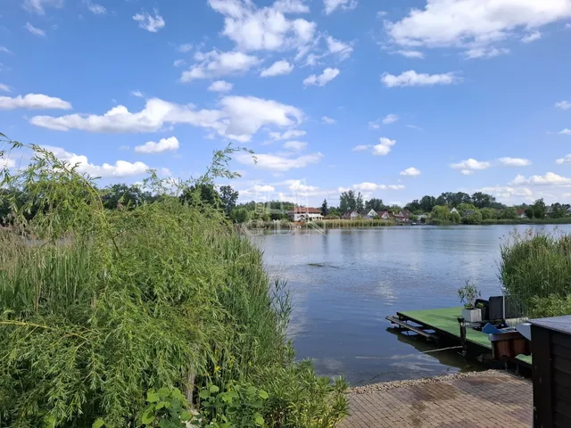 Eladó üdülő és hétvégi ház Szigethalom 32 nm