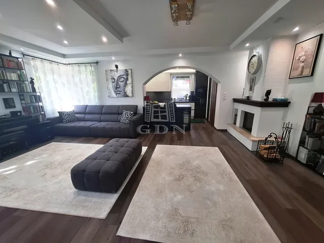 Eladó ház Tököl, Papkert 275 nm