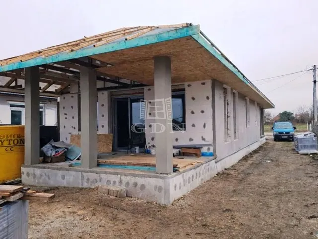 Eladó ház Szigetcsép 101 nm