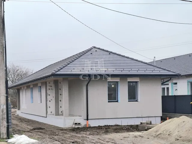 Eladó ház Szigetcsép 101 nm