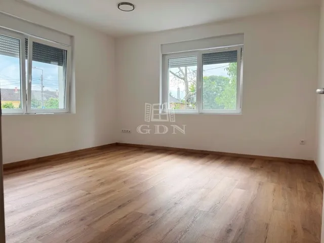 Kiadó ház Szigetcsép 72 nm