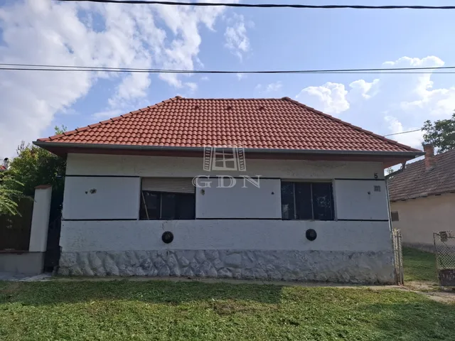 Eladó ház Biatorbágy, Bia 95 nm