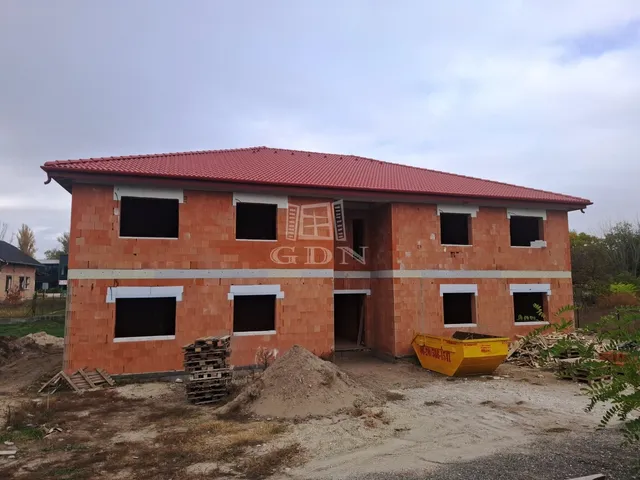 Eladó lakás Szigethalom 104 nm