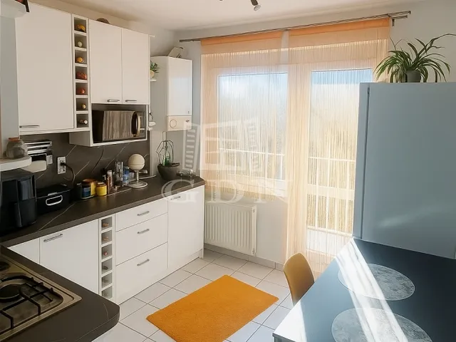 Eladó lakás Tököl, Pesti úti lakótelep 48 nm