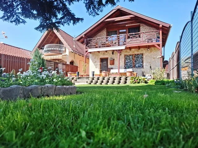 Eladó ház Szigetcsép 77 nm