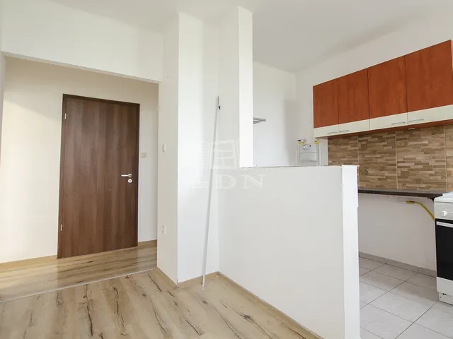 Eladó lakás Tököl, Pesti úti lakótelep 43 nm