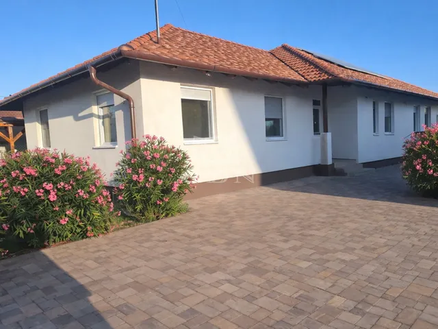 Eladó ház Tököl 147 nm