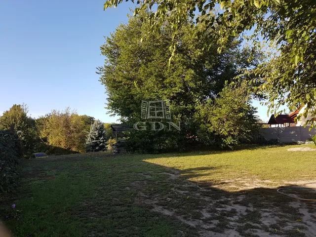 Eladó telek Szigetszentmárton 1250 nm