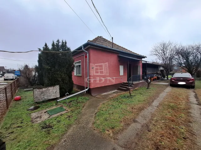 Eladó ház Tököl, Papkert 70 nm