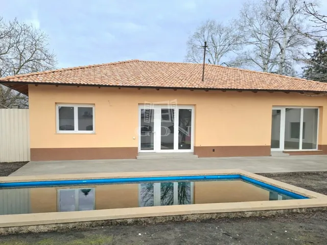 Eladó ház Szigetszentmárton 230 nm