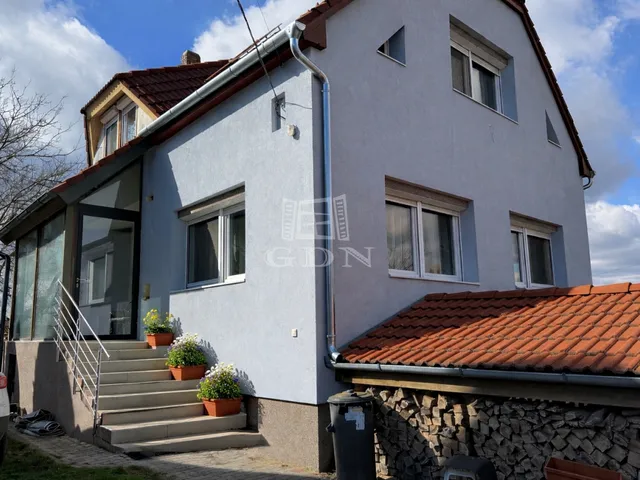 Eladó ház Tököl 170 nm