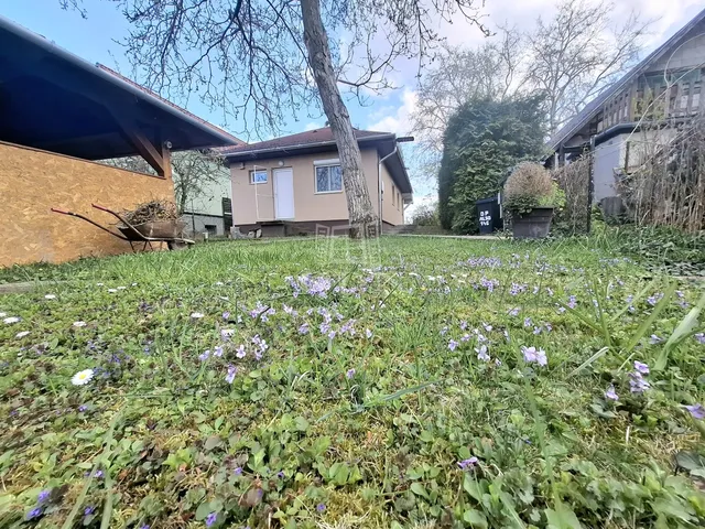 Eladó üdülő és hétvégi ház Szigetszentmárton 60 nm