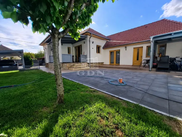 Eladó ház Budapest XVIII. kerület 147 nm