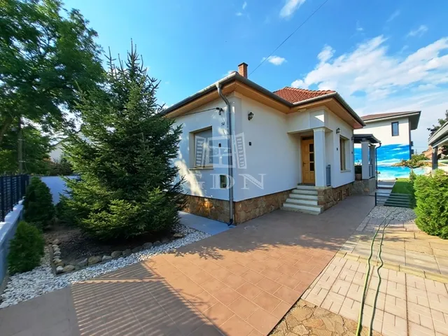 Eladó ház Budapest XVIII. kerület 147 nm