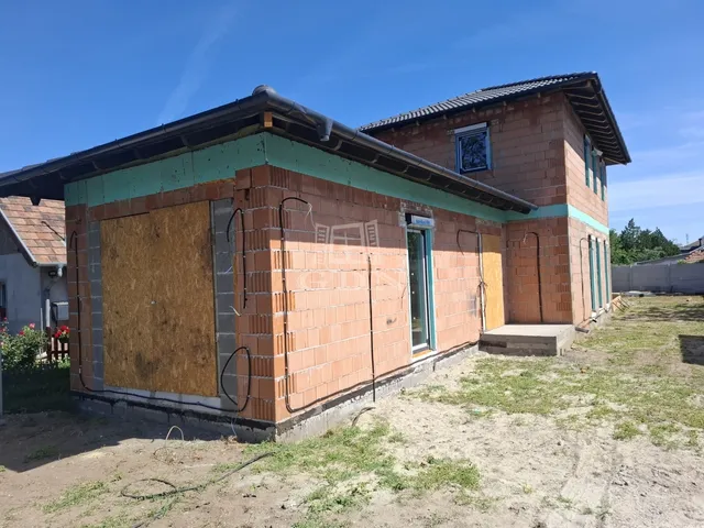 Eladó ház Gyál 161 nm