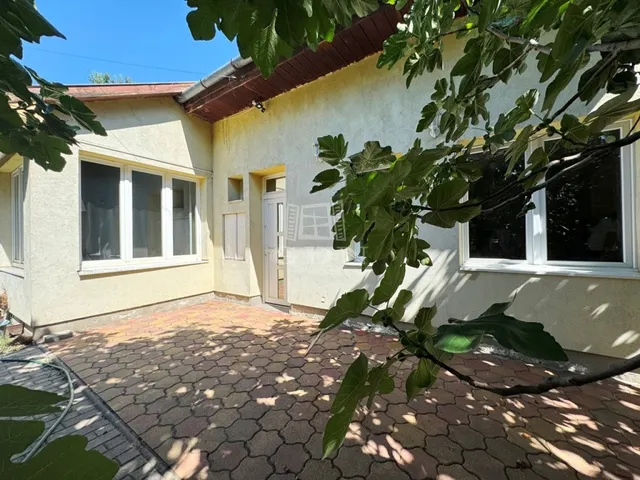 Kiadó ház Budapest XXI. kerület 85 nm