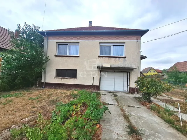 Eladó ház Tököl, Papkert 150 nm