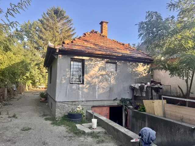 Eladó ház Szigetújfalu 35 nm
