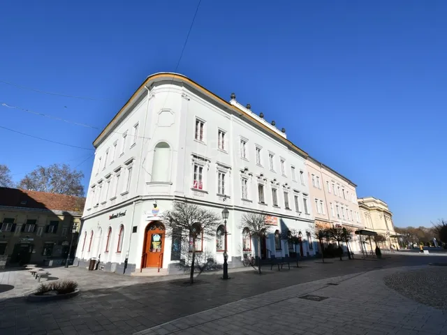 Kiadó lakás Székesfehérvár, Belváros 90 nm