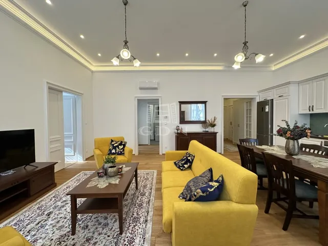 Kiadó lakás Székesfehérvár, Belváros 90 nm