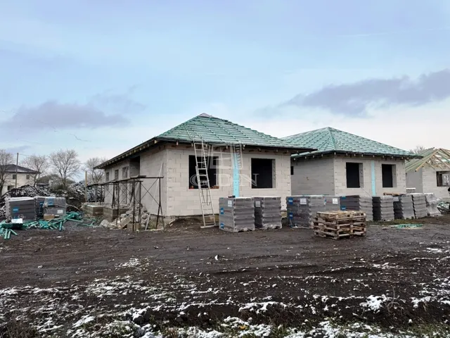 Eladó ház Iszkaszentgyörgy 127 nm