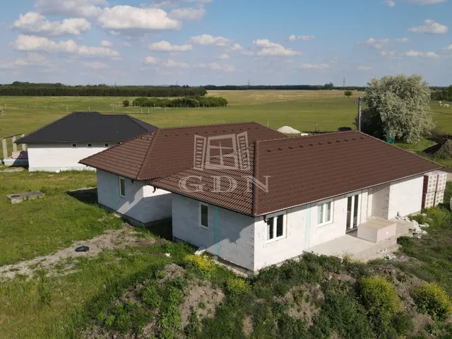 Eladó ház Iszkaszentgyörgy 127 nm