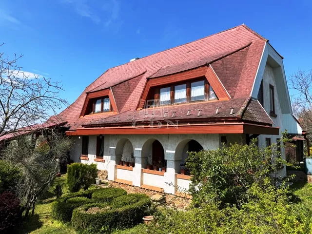 Eladó ház Sukoró 235 nm