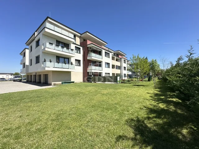 Eladó lakás Székesfehérvár, Maroshegy 70 nm