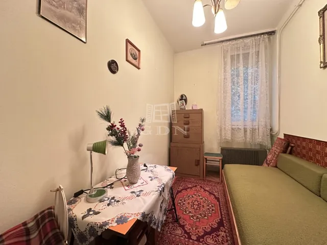Eladó lakás Székesfehérvár, Horvát István lakótelep 44 nm