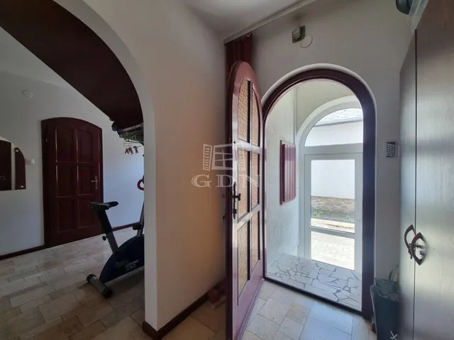 Eladó ház Székesfehérvár, Maroshegy 180 nm