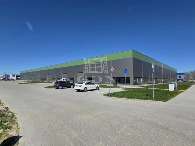 Kiadó kereskedelmi és ipari ingatlan Székesfehérvár 6023 nm