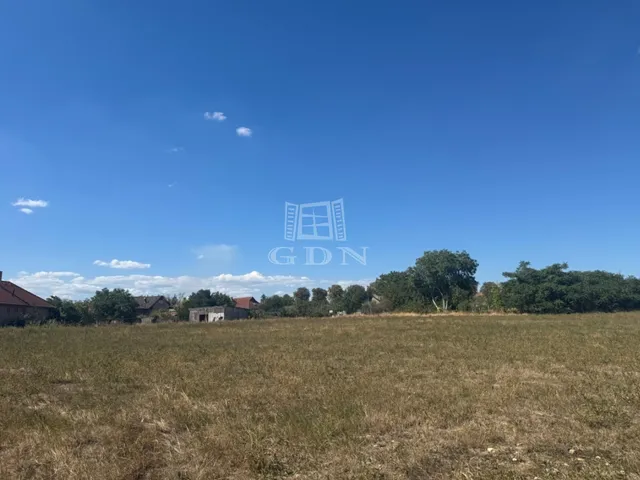 Eladó telek Polgárdi 1407 nm