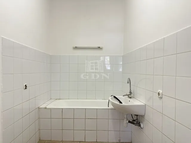Kiadó lakás Székesfehérvár, Felsőváros 150 nm