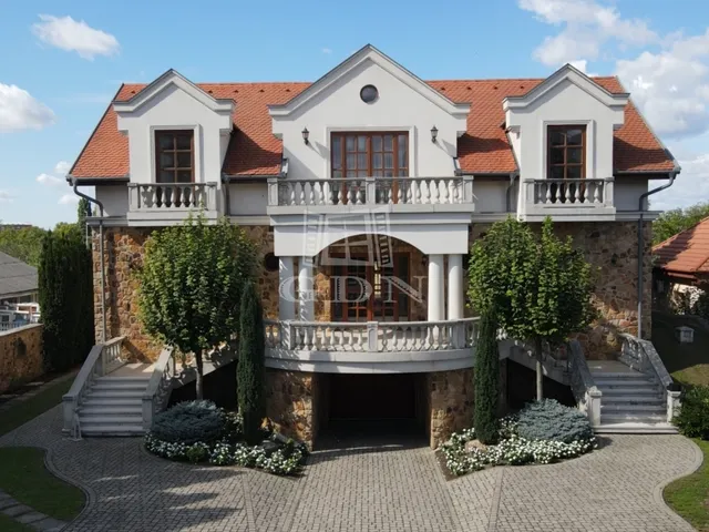 Eladó ház Székesfehérvár, Öreghegy 460 nm
