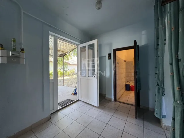 Eladó ház Aba 70 nm