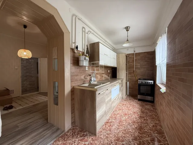 Eladó ház Székesfehérvár, Ráchegy 70 nm