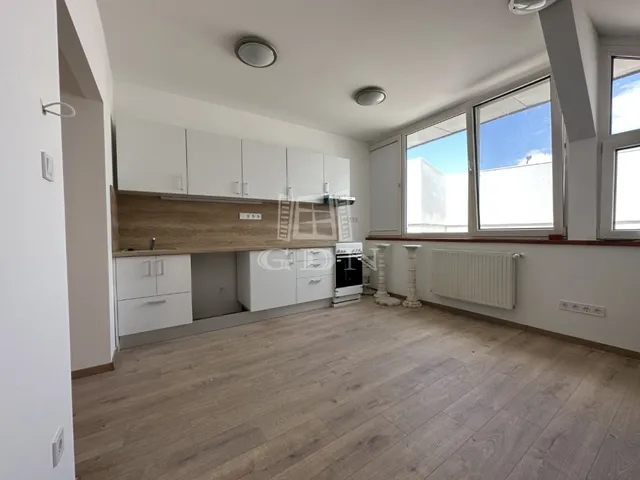 Kiadó lakás Székesfehérvár 45 nm