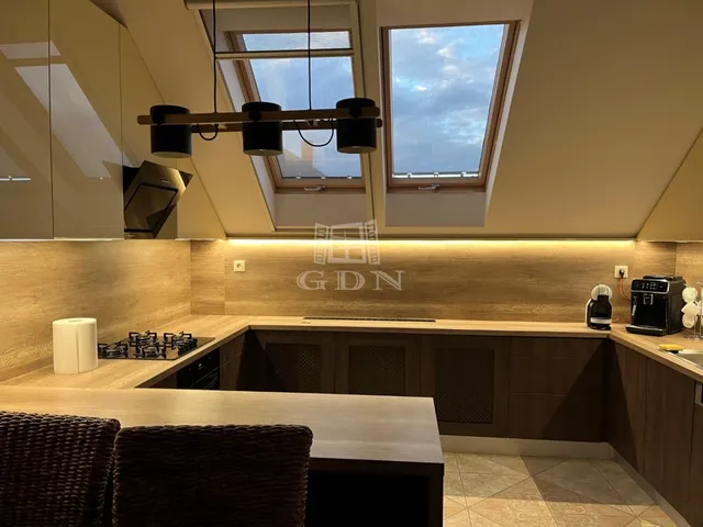 Eladó lakás Székesfehérvár, Öreghegy 71 nm