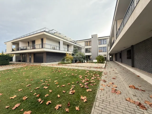 Eladó lakás Székesfehérvár, Belváros 80 nm