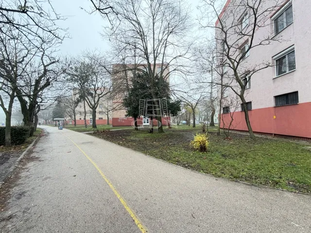 Eladó lakás Székesfehérvár, Prohászka 43 nm