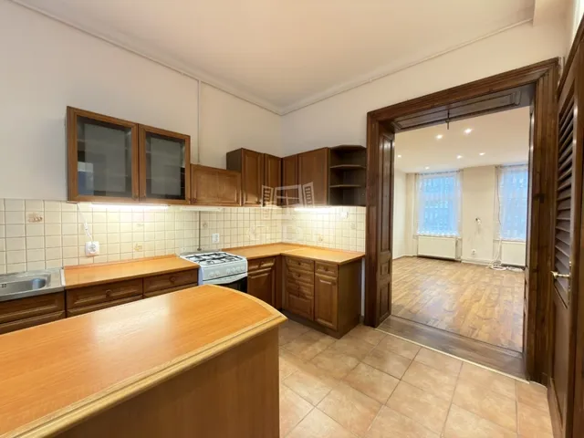 Kiadó lakás Székesfehérvár, Belváros 56 nm