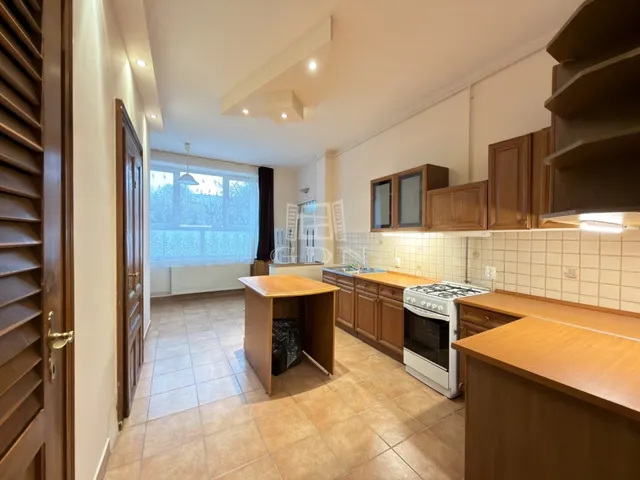 Eladó lakás Székesfehérvár, Belváros 56 nm