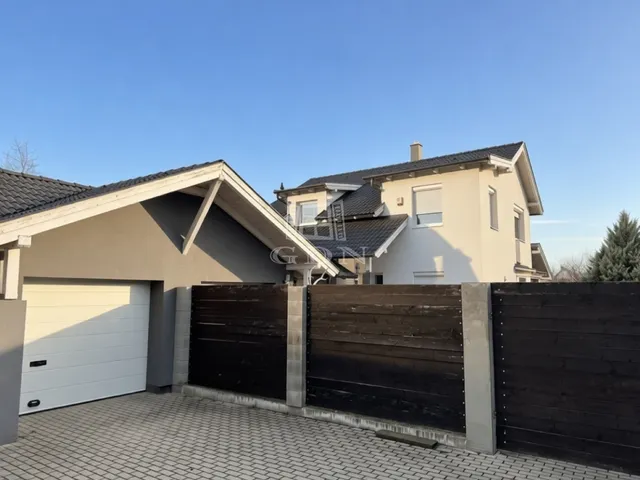 Eladó ház Sárbogárd 150 nm