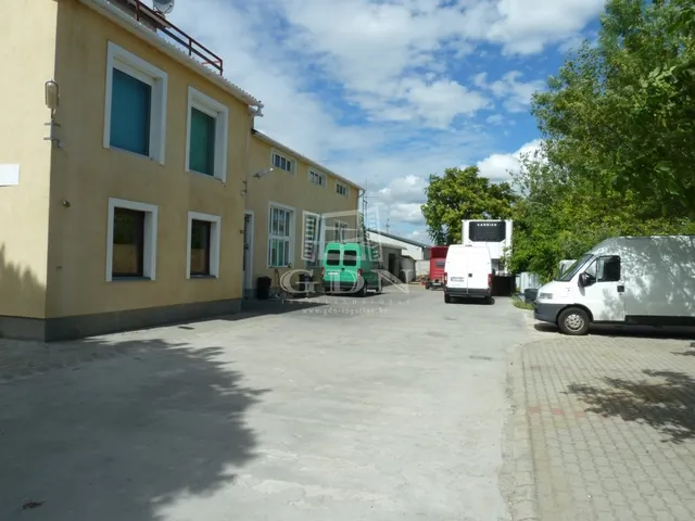 Eladó kereskedelmi és ipari ingatlan Székesfehérvár 850 nm