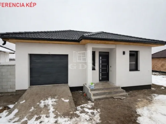 Eladó ház Úrhida 92 nm